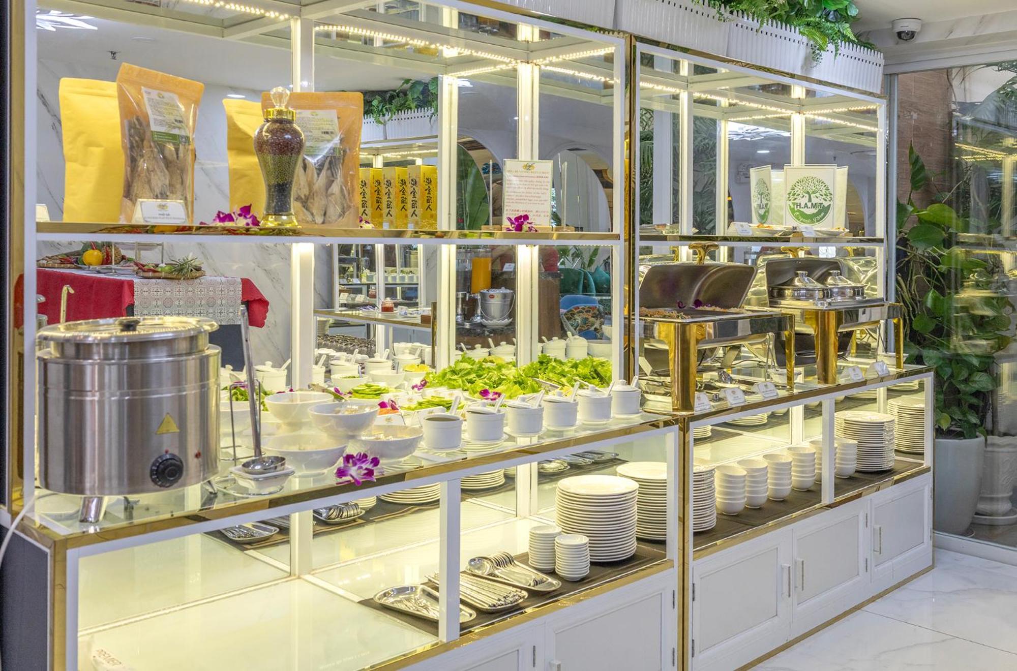 Tiffany Hotel & Restaurant Phan Thiet Kültér fotó